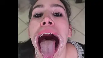 Cock sucking lip