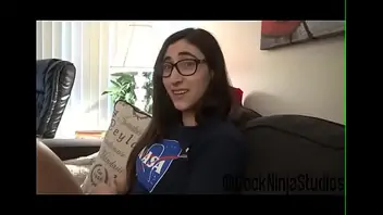 Nerdy sister wants to fuck